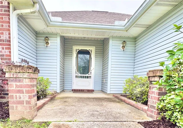 Homes for sale in Ponchatoula, LA | 15217 Brandon Dr, Ponchatoula, LA 70454 | MLS# 2555774