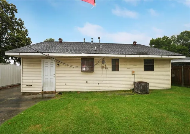 Homes for sale in Avondale, LA | 104 Anne Dr, Avondale, LA 70094 | MLS# 2556116
