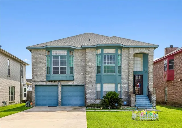 1st image of 317 Southwood Dr, Gretna, LA 70056 | MLS# 2555860