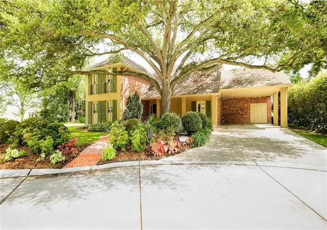 Photo 3 of Single family home for sale at 6 Mary Ridge Ct, River Ridge, LA 70123 | MLS# 2555511 | Listing updated on 2026-08-04