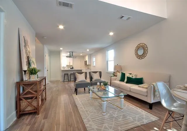 Homes for sale in New Orleans, LA | 4841 Coliseum St, New Orleans, LA 70115 | MLS# 2556250