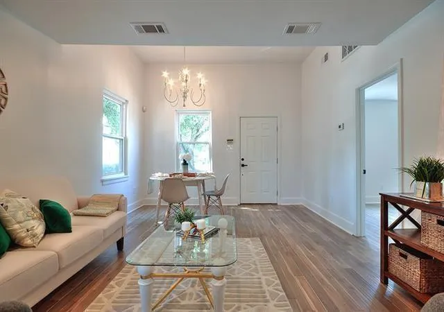 Homes for sale in New Orleans, LA | 4841 Coliseum St, New Orleans, LA 70115 | MLS# 2556250