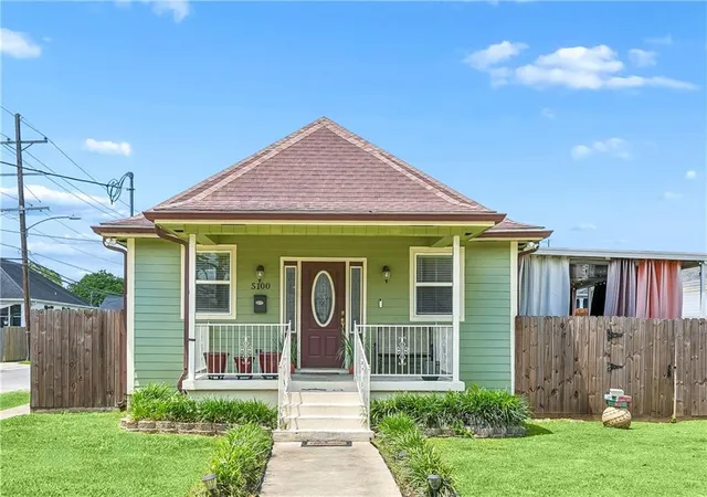 1st image of 5100 Arts St, New Orleans, LA 70122 | MLS# 2556052