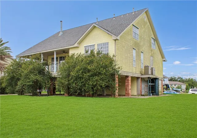 2nd image of 4561 Veronese St, New Orleans, LA 70129 | MLS# 2556119