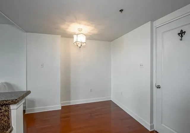 4th image of 1205 St Charles Ave #903, New Orleans, LA 70130 | MLS# 2556247