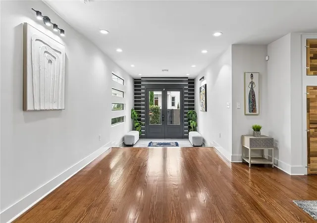 3rd image of 1737 Josephine St, New Orleans, LA 70113 | MLS# 2556291