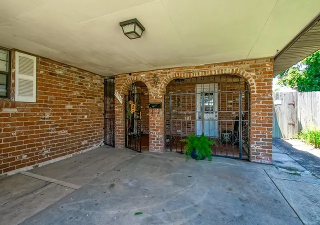 Homes for sale in New Orleans, LA | 3319 Pittari Pl, New Orleans, LA 70131 | MLS# 2556248