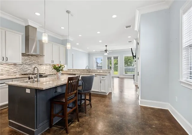 Photo 3 of Single family home for sale at 4833 Jasper St, Metairie, LA 70006 | MLS# 2556405 | Listing updated on 2026-08-05