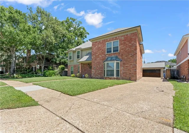 2nd image of 24 Yosemite Dr, New Orleans, LA 70131 | MLS# 2555603