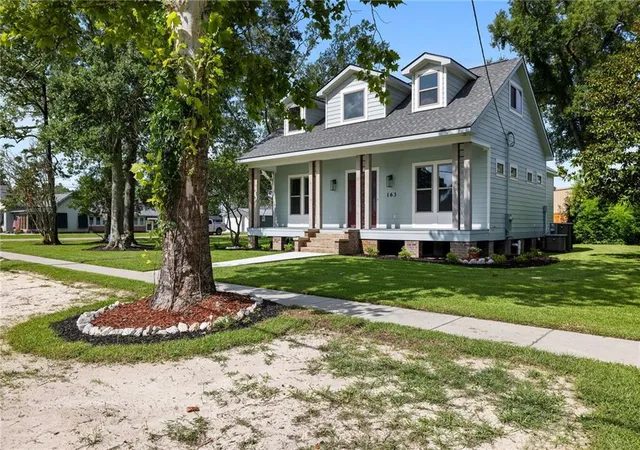 Homes for sale in Ponchatoula, LA | 163 S 7th St, Ponchatoula, LA 70454 | MLS# 2556113