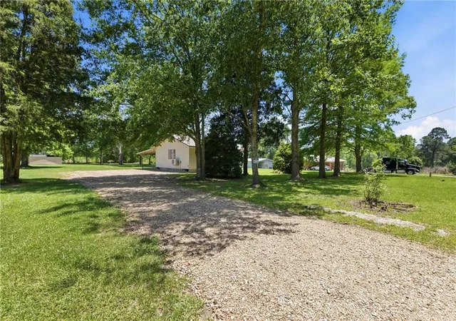 Homes for sale in Kentwood, LA | 74118 N Westmoreland Rd, Kentwood, LA 70444 | MLS# 2556348