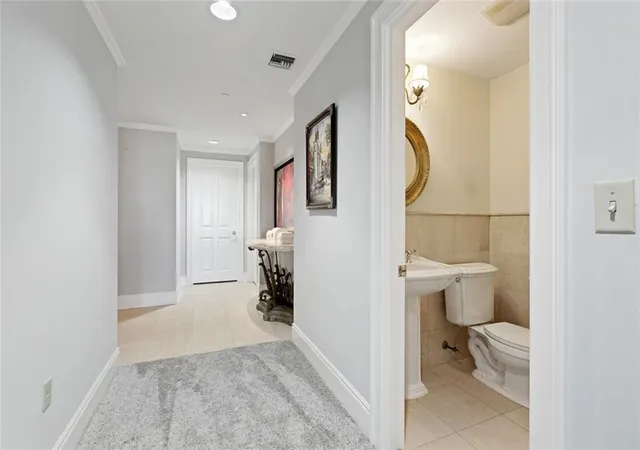 Photo 2 of Condo for sale at 400 Metairie Hammond Hwy #3D, Metairie, LA 70005 | MLS# 2556640 | Listing updated on 2026-05-07