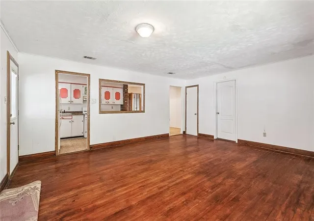 Homes for sale in Metairie, LA | 1405 Huron Ave, Metairie, LA 70005 | MLS# 2556756