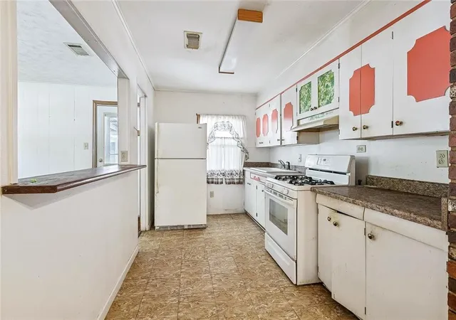 Homes for sale in Metairie, LA | 1405 Huron Ave, Metairie, LA 70005 | MLS# 2556756