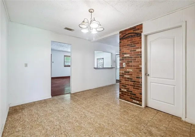 Homes for sale in Metairie, LA | 1405 Huron Ave, Metairie, LA 70005 | MLS# 2556756