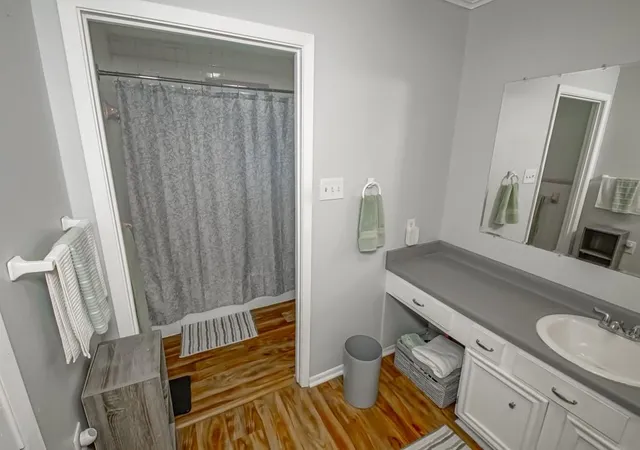 Homes for sale in Metairie, LA | 908 Division St, Metairie, LA 70001 | MLS# 2555640