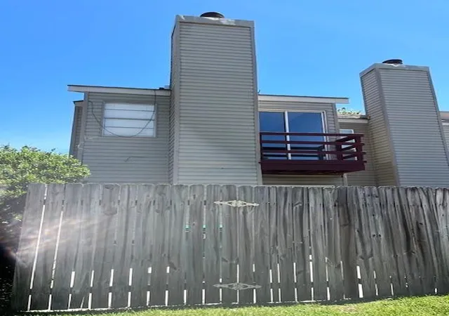 2nd image of 185 Sandra Del Mar Dr, Mandeville, LA 70448