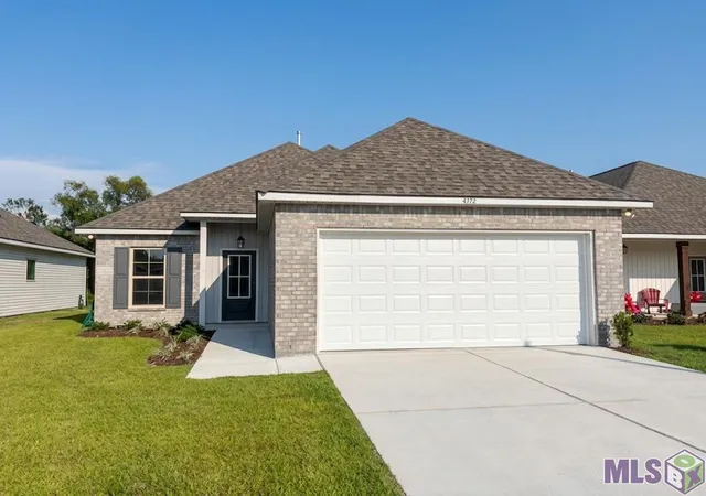 Photo 1 of Single family home for sale at 4172 Landsdowne Dr, Avondale, LA 70094 | MLS# NO2026008357 | Listing updated on 2026-09-01