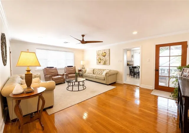 2nd image of 101 W William David Pkwy #D, Metairie, LA 70005 | MLS# 2556676