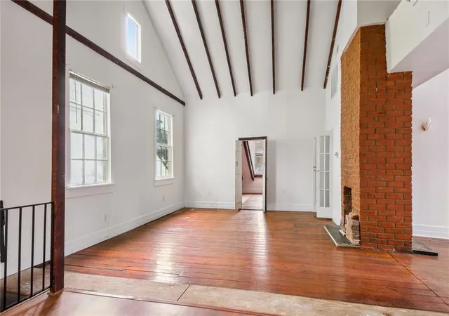 3rd image of 933 Orleans St, New Orleans, LA 70116