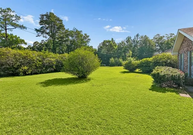 Homes for sale in Bogalusa, LA | 1548 William Peters Rd, Bogalusa, LA 70427 | MLS# 2556216