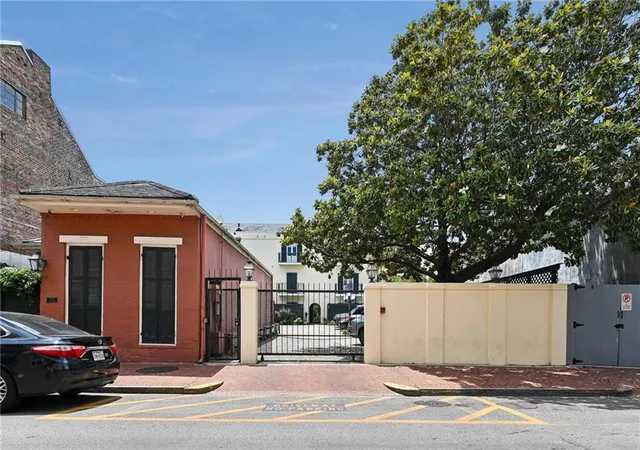 1st image of 1022 Toulouse St #BC-22, New Orleans, LA 70112 | MLS# 2556750