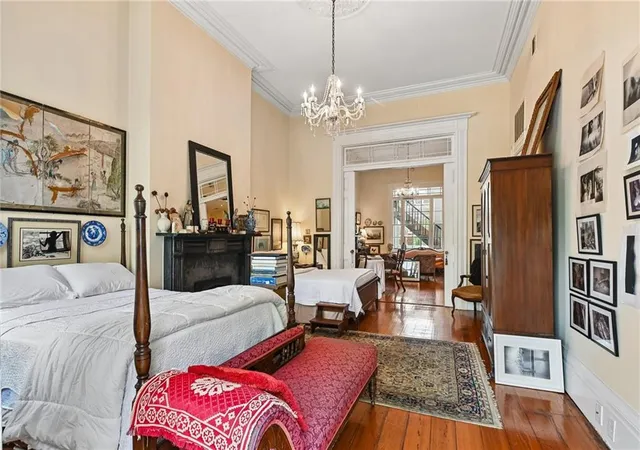 2nd image of 604 Esplanade Ave, New Orleans, LA 70116