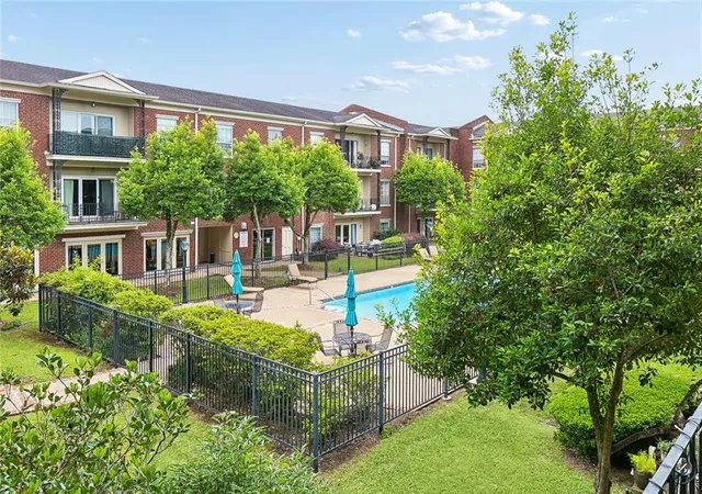 Homes for sale in Metairie, LA | 800 Rue Burgundy St #223, Metairie, LA 70005 | MLS# 2556644