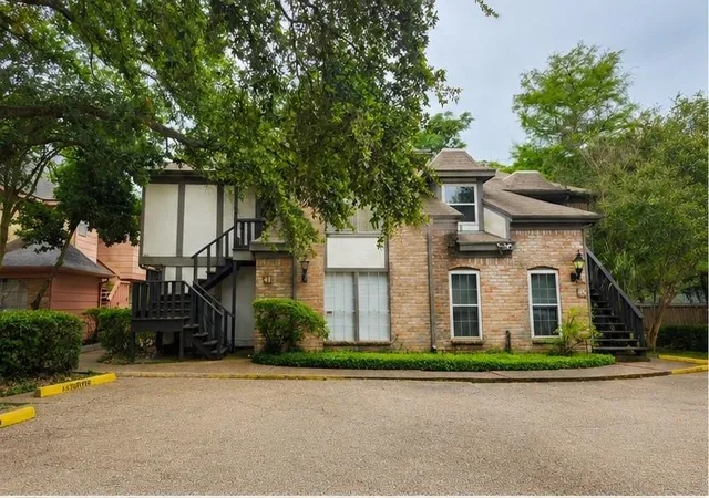 1st image of 12 Heritage Ln Ln #46, New Orleans, LA 70114 | MLS# 2556832
