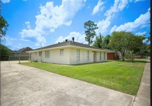 Homes for sale in Hammond, LA | 1411 Martens Dr, Hammond, LA 70401 | MLS# 2556522