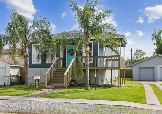 2nd image of 8616 Stroelitz St, New Orleans, LA 70118 | MLS# 2557089