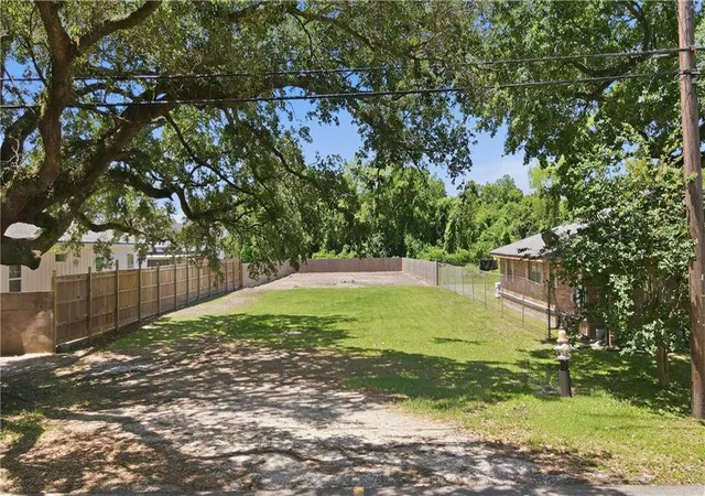 2nd image of 2817 Behrman Hwy, New Orleans, LA 70114 | MLS# 2557069