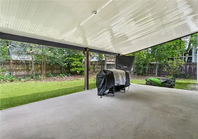 18th image of 105 Cerf Pl, Mandeville, LA 70471 | MLS# 2555364