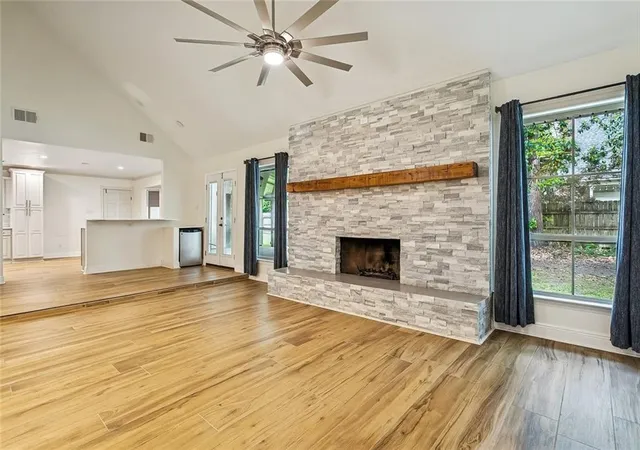 4th image of 105 Cerf Pl, Mandeville, LA 70471 | MLS# 2555364