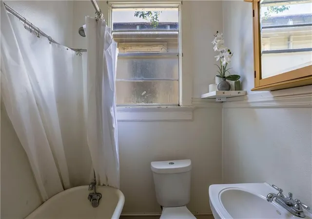 Listing Photo 4 - Condo for sale in building located at 2544 46th St Philip St, New Orleans, LA 70119