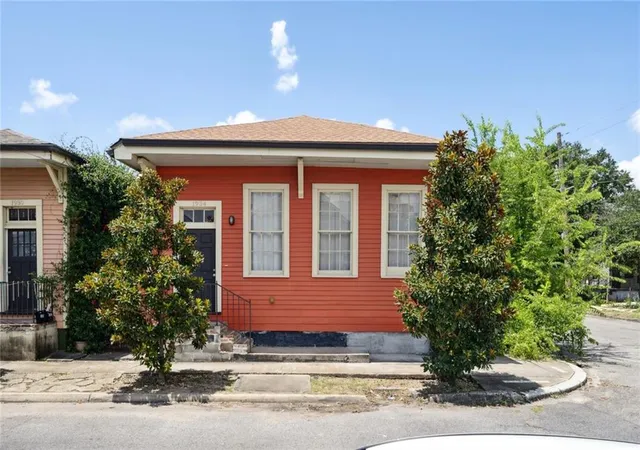 Photo 3 of House for sale at 1934 36 Delachaise St, New Orleans, LA 70115 | MLS# 2556905 | Listing updated on 2026-07-16