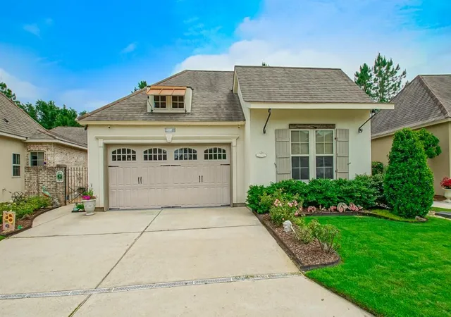 1st image of 128 St Calais Pl, Madisonville, LA 70447 | MLS# 2557160