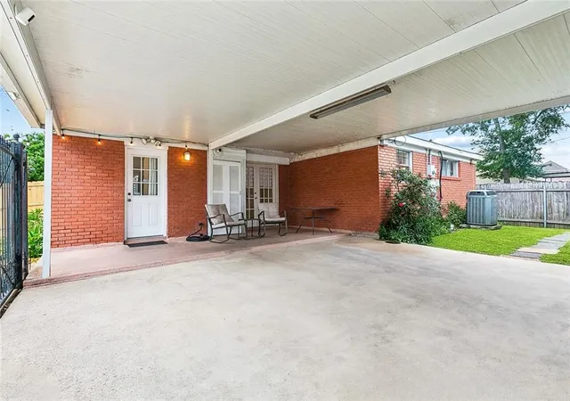 Homes for sale in Metairie, LA | 6516 Wilty St, Metairie, LA 70003 | MLS# 2556969
