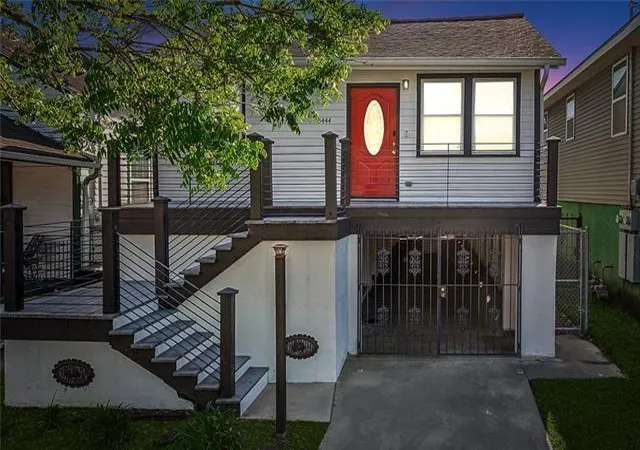 Homes for sale in New Orleans, LA | 3444 Toledano St, New Orleans, LA 70125 | MLS# 2557277