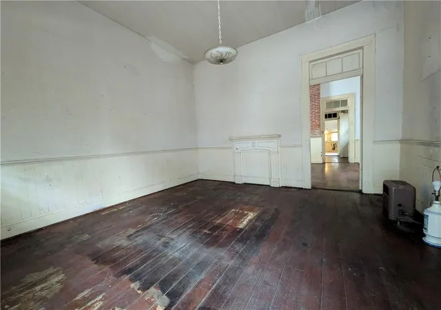 3rd image of 1030 France St, New Orleans, LA 70117 | MLS# 2557286