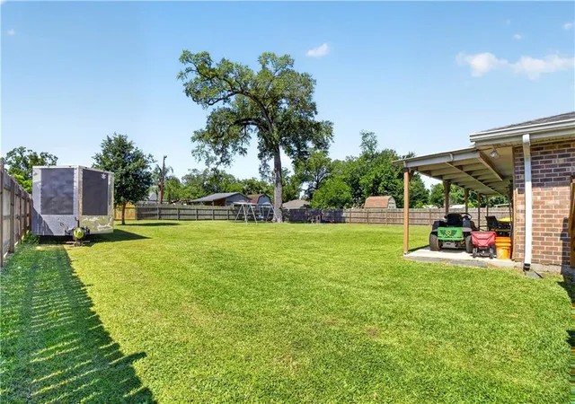 Homes for sale in Westwego, LA | 10149 N Kelly Ln, Westwego, LA 70094 | MLS# 2557434