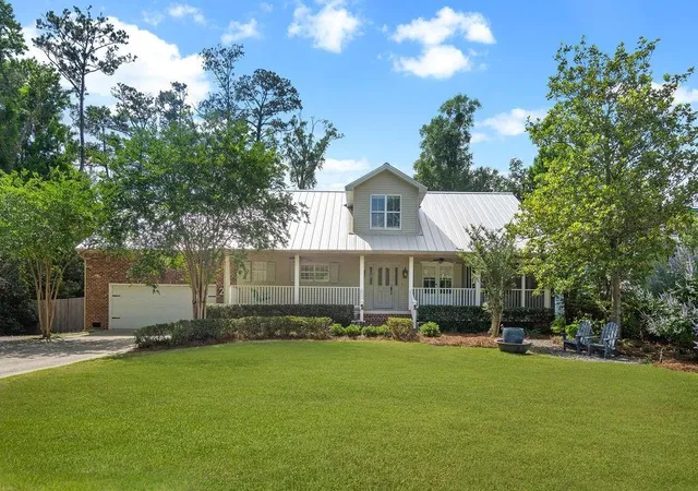 2nd image of 222 Coffee St, Mandeville, LA 70448 | MLS# 2548659