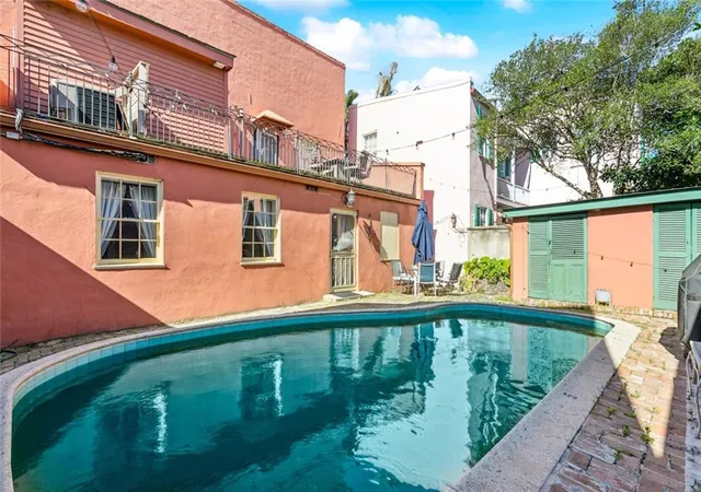 2nd image of 829 Ursulines Ave, New Orleans, LA 70116