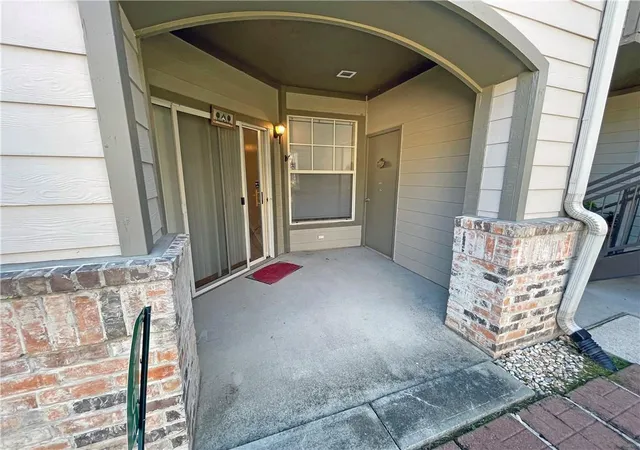 2nd image of 350 Emerald Forest Blvd, Covington, LA 70433