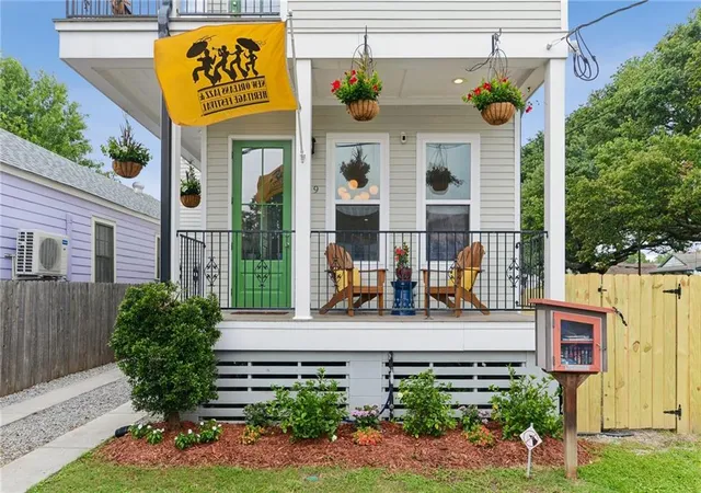 3rd image of 709 N Salcedo St, New Orleans, LA 70119 | MLS# 2557437