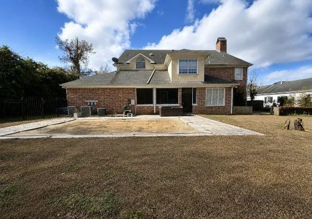 Homes for sale in New Orleans, LA | 80 English Turn Dr, New Orleans, LA 70131 | MLS# 2557423
