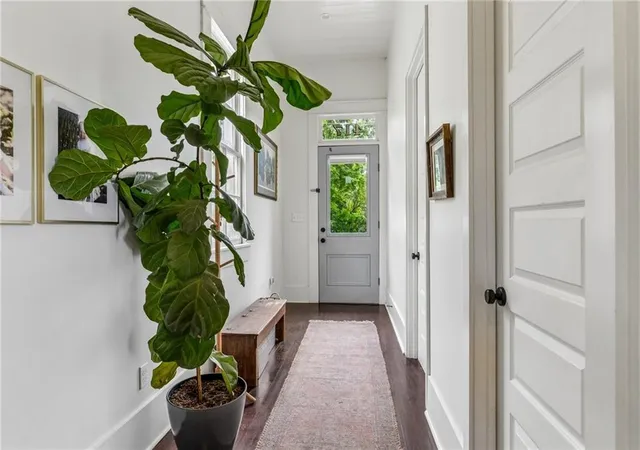 Homes for sale in New Orleans, LA | 417 Tupelo St, New Orleans, LA 70117 | MLS# 2557187