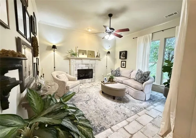 Photo 4 of Single family home for sale at 905 Pine Wild Cir, Madisonville, LA 70447 | MLS# 2557800 | Listing updated on 2026-06-30