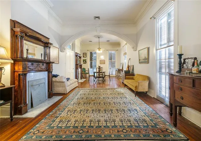 3rd image of 3619 21 Burgundy St, New Orleans, LA 70117 | MLS# 2557410