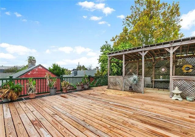 4th image of 3619 21 Burgundy St, New Orleans, LA 70117 | MLS# 2557410